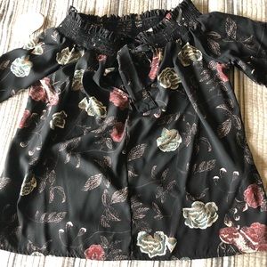 Floral Off the shoulder Top